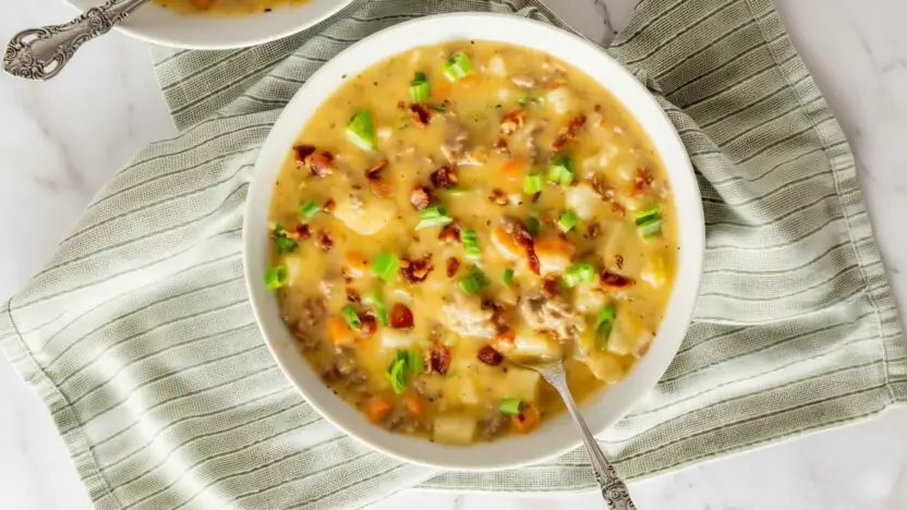 crockpot cheeseburger soup recipes feature image