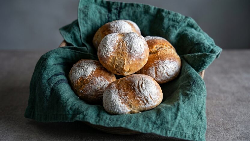 no yeast dinner rolls feature image